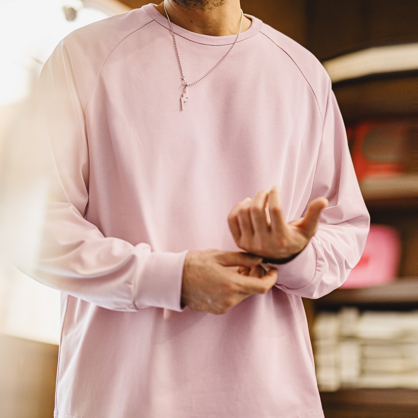 Мужская белая футболка с длинн – обзор и цена Undershirt Crew Neck